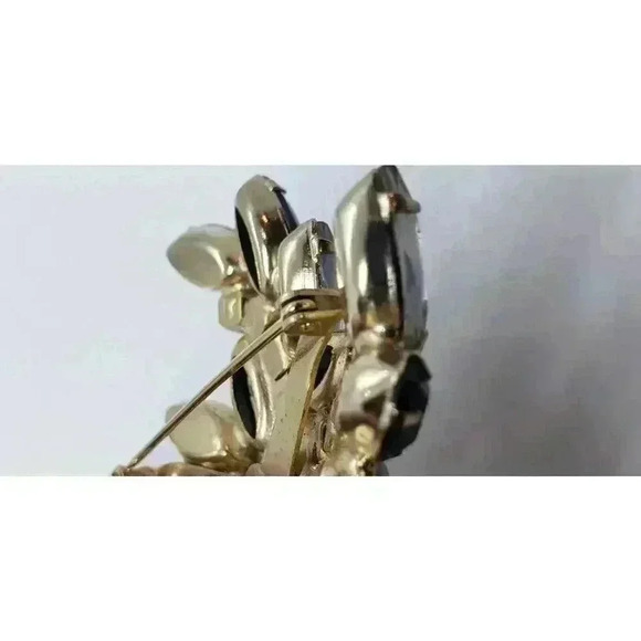 Vintage Brooch Blue & White Moonstone Moonglow Cats Eye & Rhinestone Starburst - Picture 5 of 8